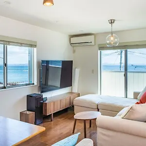 Oceanfront Hale Kahakai 別荘 三浦市